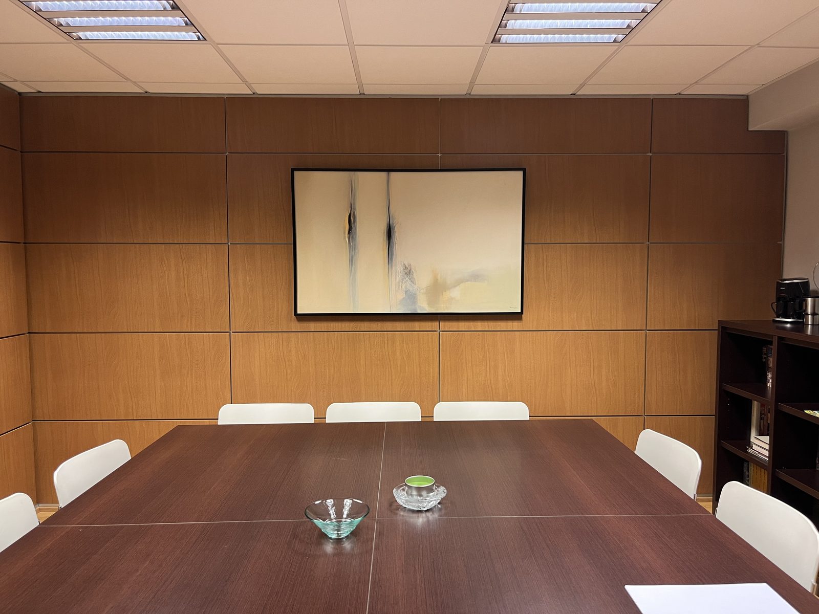 Sala de reuniones de Bonome Cowork en Santiago de Compostela